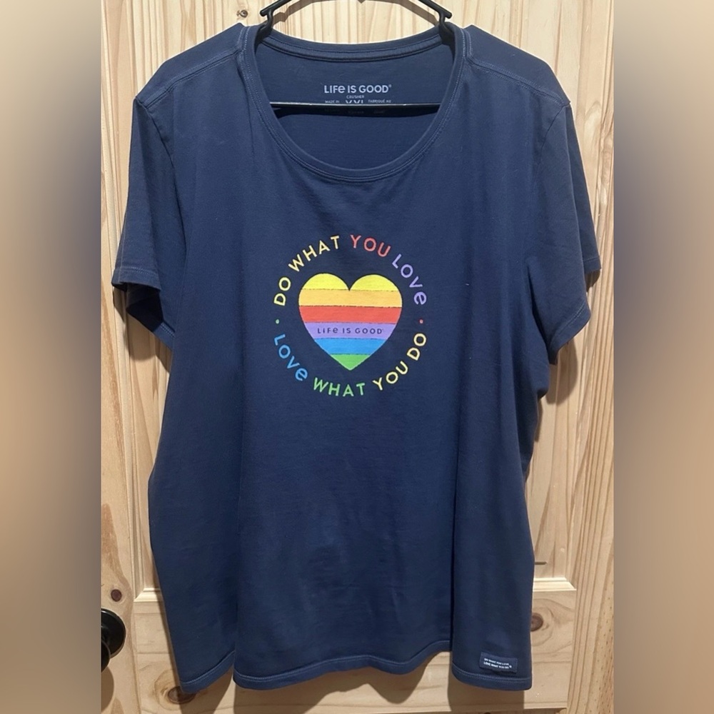 Life Is Good Navy Tee with Striped Heart XXL